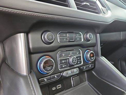 Used 2021 Chevrolet Tahoe LT image 16