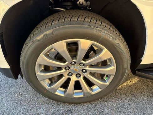 New 2026 Chevrolet Tahoe Premier w/ Sun And Tow Package image 4