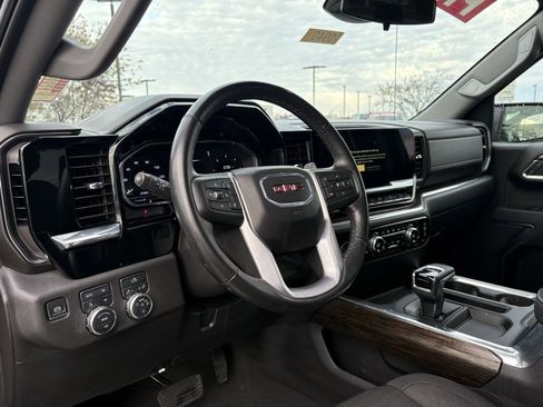 Used 2024 GMC Sierra 1500 Elevation w/ X31 Off-Road Package image 10