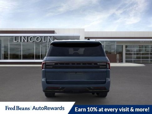 New 2025 Lincoln Navigator L Reserve w/ Jet Appearance Package image 5