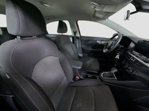 Used 2024 Kia Forte LXS FWD image 27