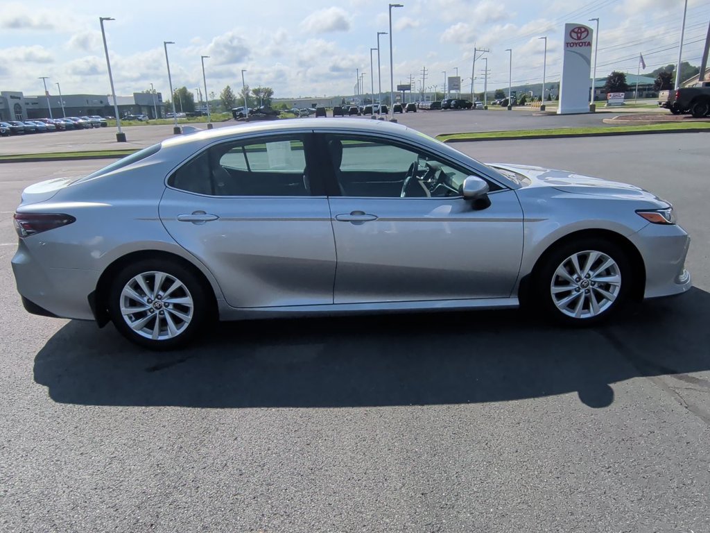 Used 2024 Toyota Camry LE FWD image 9