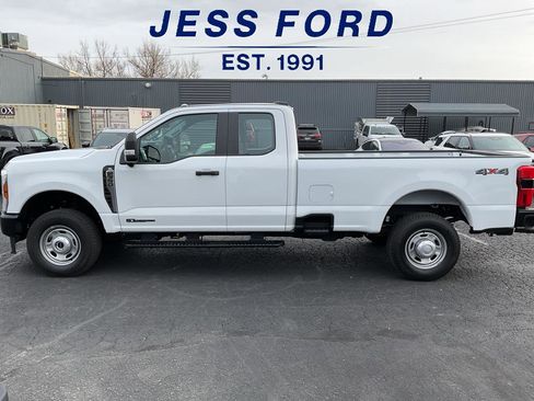 Used 2024 Ford F350 XL w/ 360-Degree Camera Package image 6