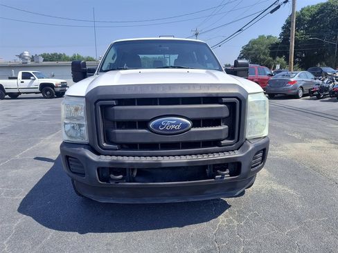 Used 2011 Ford F250 XL w/ Skid Plate Pkg AWD/4WD image 8