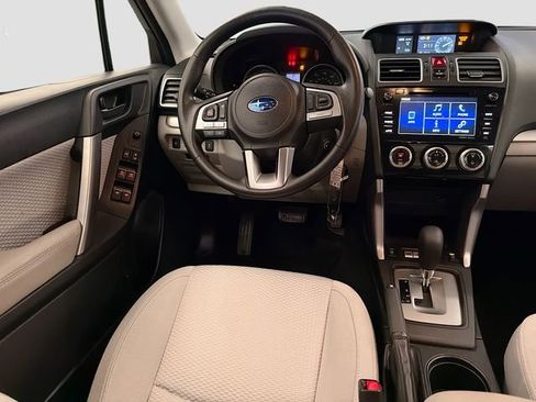 Used 2017 Subaru Forester 2.5i Premium w/ All-Weather Package image 22