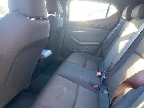 Used 2022 MAZDA MAZDA3 s image 15