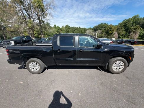 Used 2024 Nissan Frontier SV w/ Technology Package RWD image 4