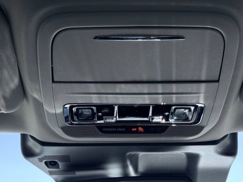Certified 2024 Lincoln Corsair AWD image 43
