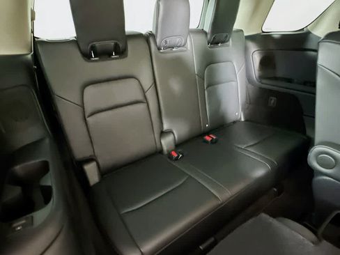 Used 2023 Nissan Pathfinder SL w/ SL Premium Package AWD/4WD image 34