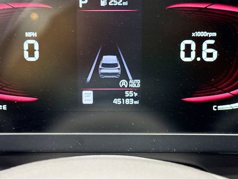 Used 2023 Kia Sportage LX image 32