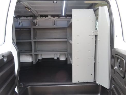 Used 2023 GMC Savana 2500 w/ Driver Convenience Package RWD image 23