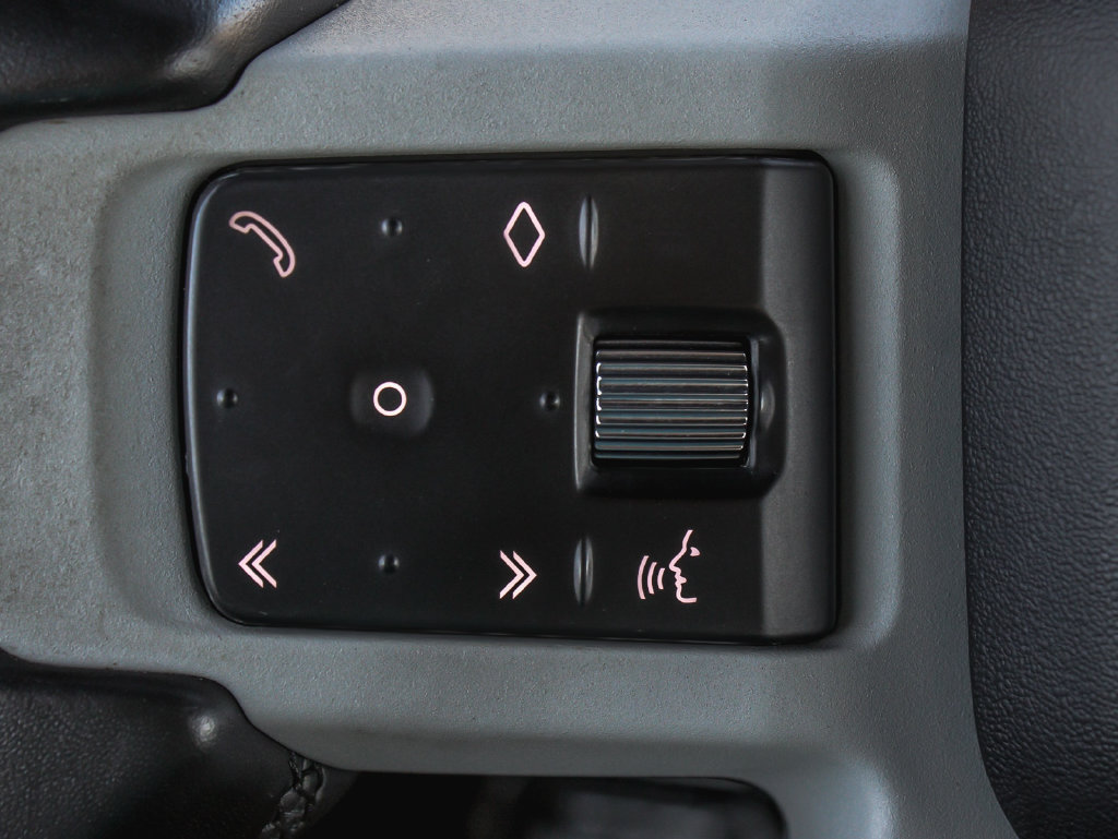 Used 2021 Land Rover Defender 90 S AWD/4WD image 24