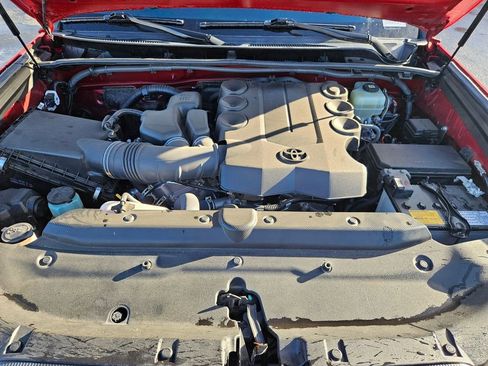 Used 2022 Toyota 4Runner SR5 image 38