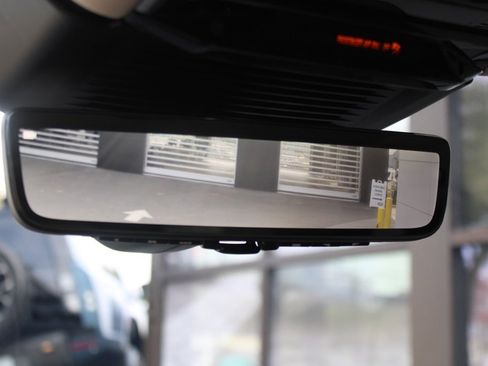 Used 2024 Land Rover Range Rover Autobiography image 34