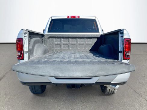 New 2026 RAM 2500 Big Horn AWD/4WD image 24