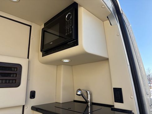 Used 2023 Mercedes-Benz Sprinter 3500 image 26