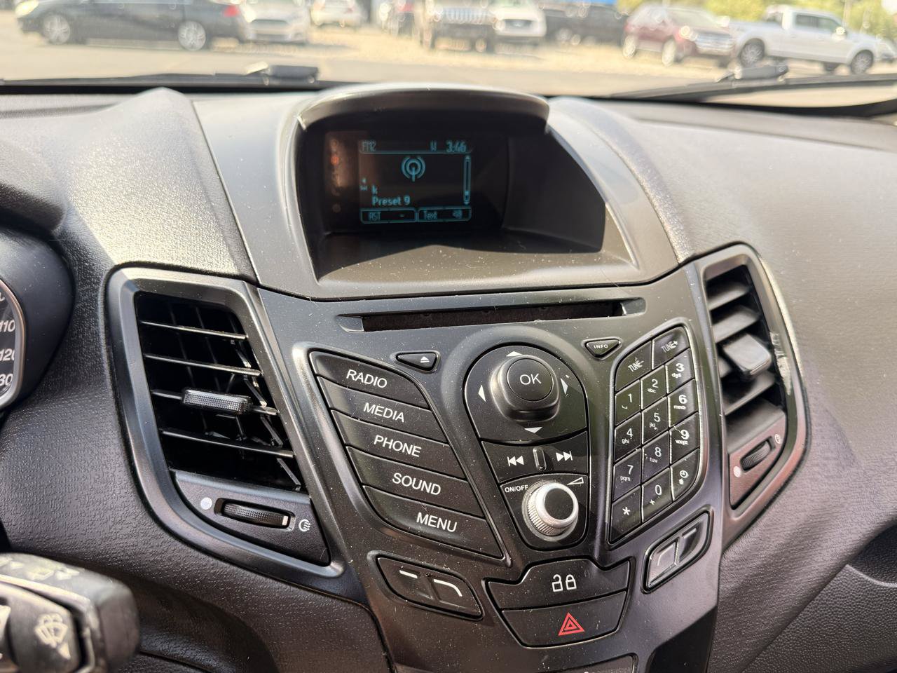 Used 2015 Ford Fiesta SE FWD image 15