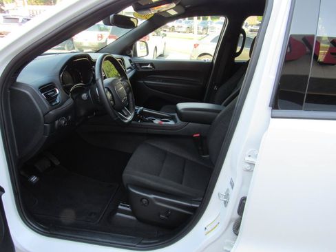 Used 2025 Dodge Durango GT AWD/4WD image 13