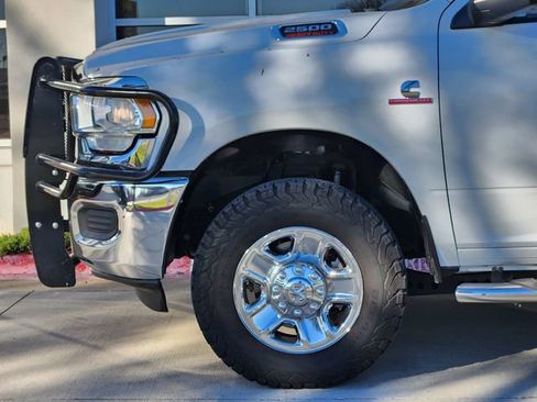 Certified 2021 RAM 2500 Tradesman w/ Chrome Appearance Group image 8