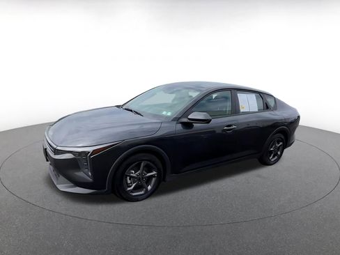 Used 2025 Kia K4 LXS image 7