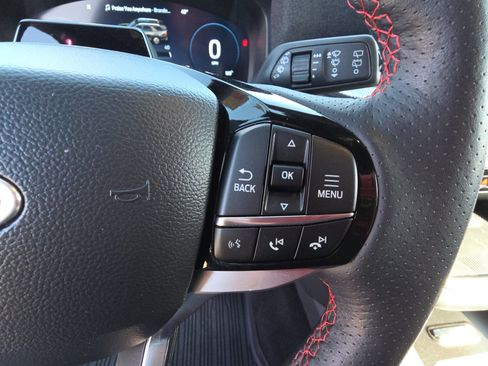 Used 2025 Ford Explorer ST-Line image 19