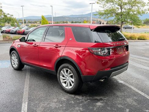 Used 2019 Land Rover Discovery Sport HSE AWD/4WD image 6