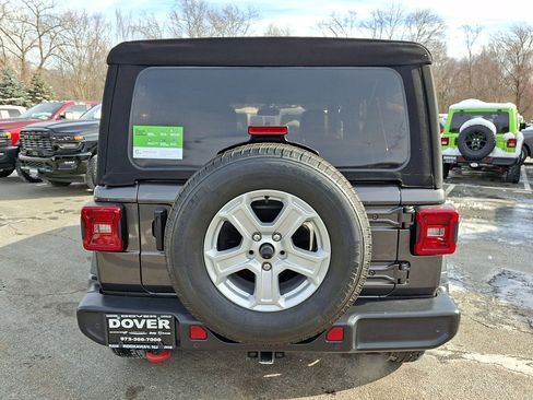 Certified 2021 Jeep Wrangler Sport S image 22