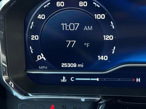 Certified 2022 Chevrolet Silverado 1500 LT Trail Boss w/ Convenience Package II image 31