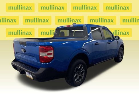 New 2025 Ford Maverick XLT image 3