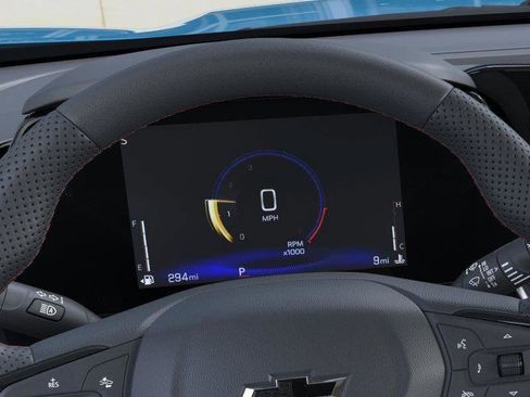 New 2026 Chevrolet Trax RS w/ Sunroof Package image 18