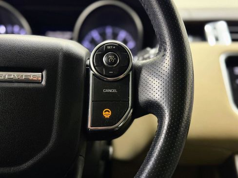 Used 2014 Land Rover Range Rover Sport HSE image 21