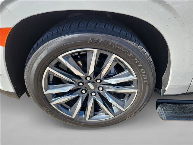 Used 2024 Cadillac Escalade Sport w/ Touring Package AWD/4WD image 9