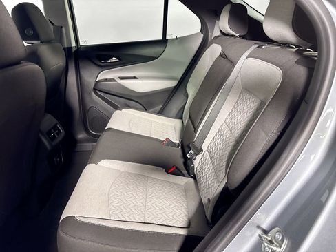 Used 2023 Chevrolet Equinox LT w/ Driver Convenience Package image 19