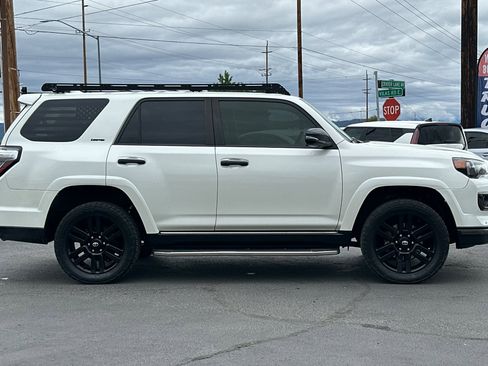Used 2019 Toyota 4Runner Limited image 3