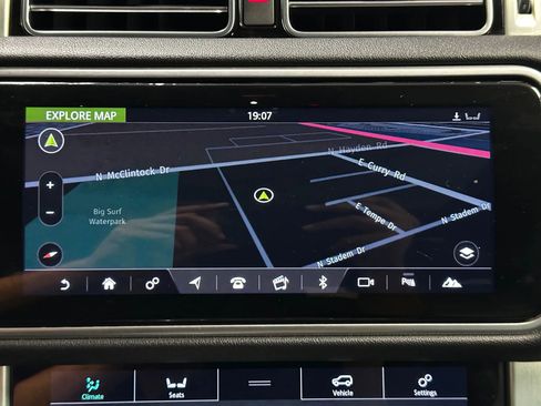 Used 2019 Land Rover Range Rover image 34