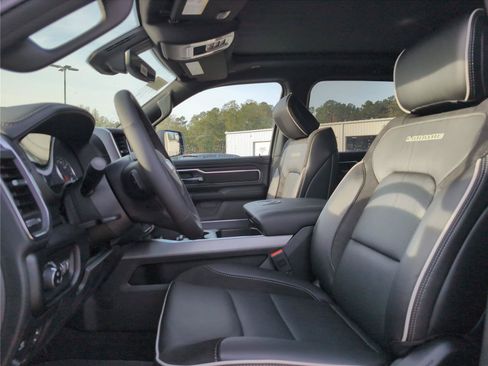 New 2026 RAM 1500 Laramie w/ Sport Appearance Package AWD/4WD image 9