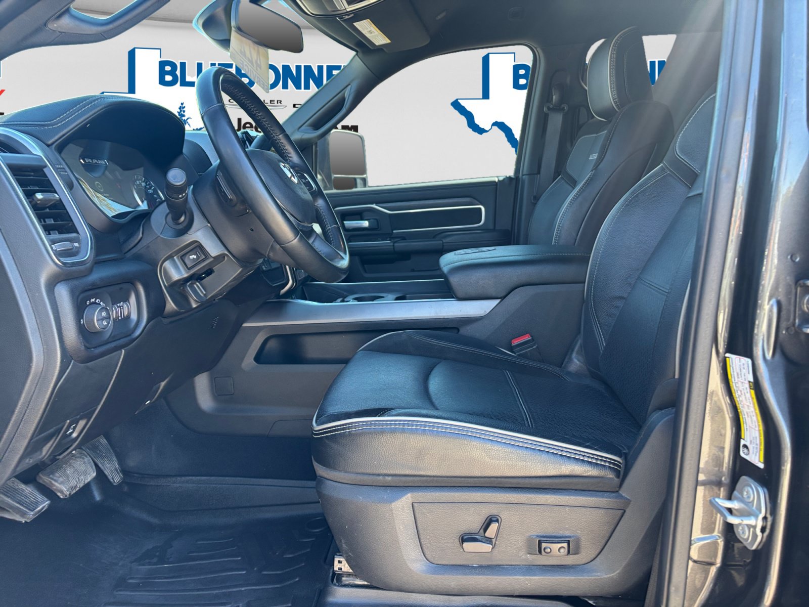 Certified 2024 RAM 3500 Laramie w/ Night Edition AWD/4WD image 11