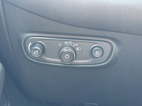 Certified 2021 Chevrolet Equinox LT image 23