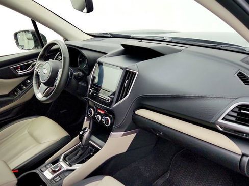 Used 2023 Subaru Forester Limited image 22