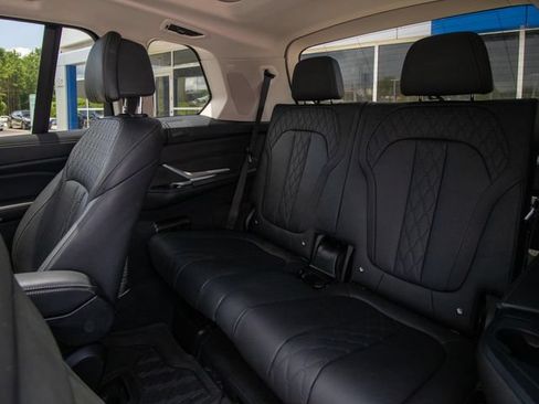 Used 2021 BMW X7 xDrive40i w/ Executive Package AWD/4WD image 10