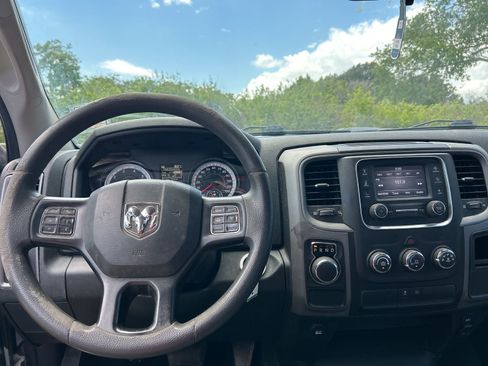 Certified 2022 RAM 1500 Tradesman w/ Popular Equipment Group RWD image 13