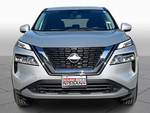 Certified 2023 Nissan Rogue SV image 3