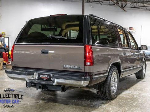 Used 1997 Chevrolet Suburban 2WD w/ Preferred Equipment Group 3 image 15