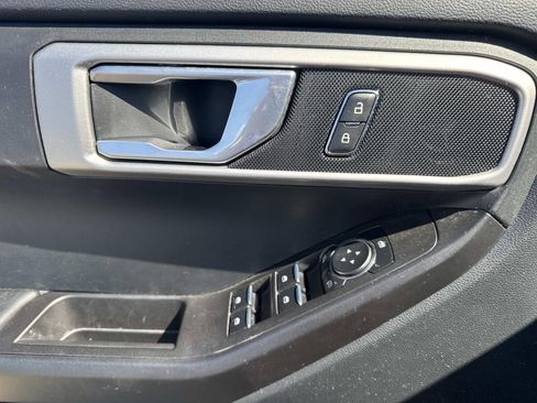 Used 2023 Ford Explorer 4WD image 20