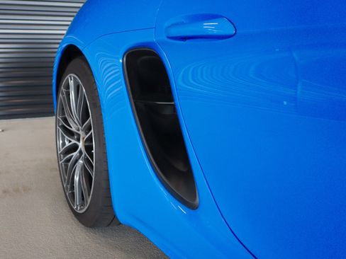 Used 2025 Porsche 718 Boxster GTS image 30