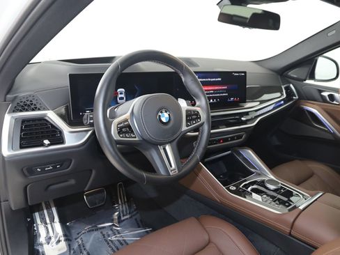 Used 2026 BMW X6 M60i AWD/4WD image 30