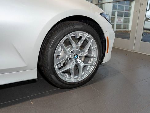 Used 2026 BMW 330i xDrive Sedan w/ Premium Package AWD/4WD image 6