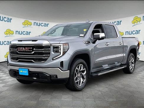 Used 2023 GMC Sierra 1500 SLT w/ SLT Premium Package AWD/4WD image 3