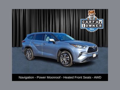 Used 2020 Toyota Highlander XLE