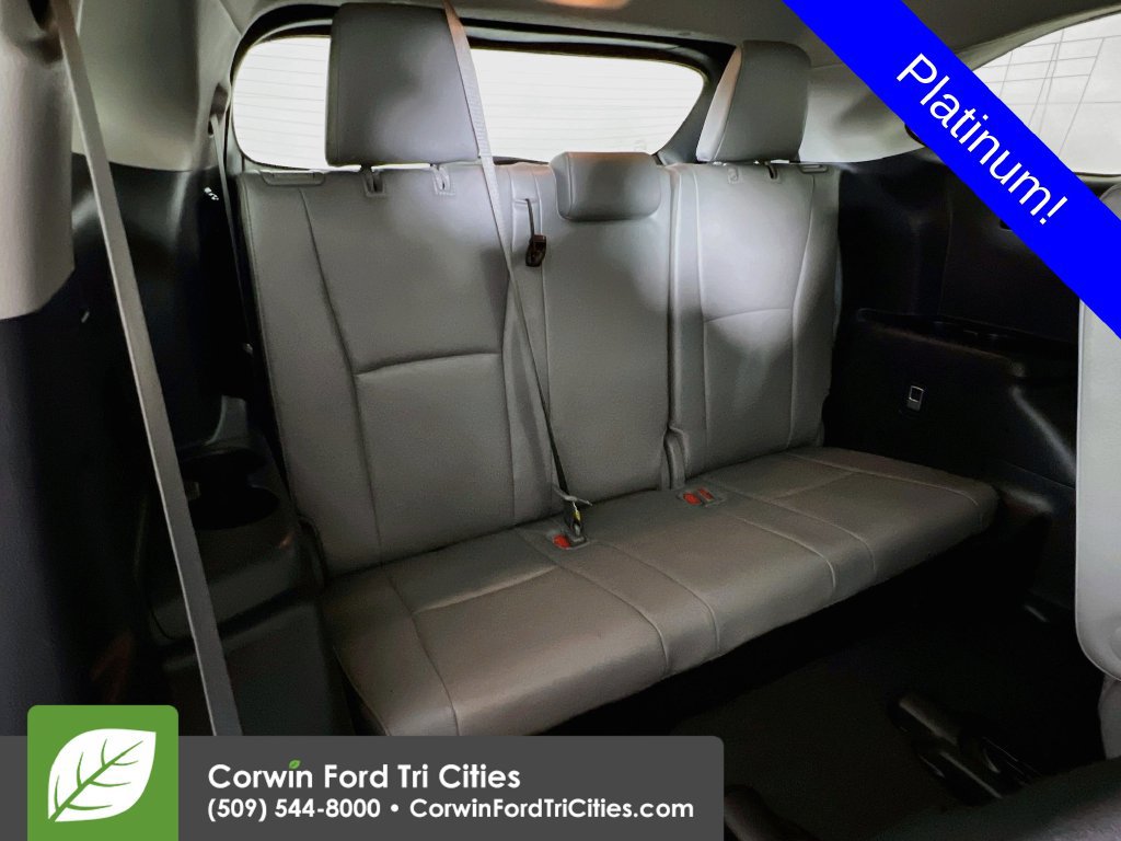 Used 2025 Toyota Highlander Platinum AWD/4WD image 15